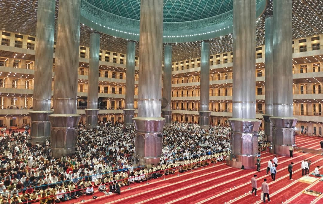 Harmoni di Penghujung Tahun: Cerita Inspiratif dari Berbagai Rumah Ibadah di Indonesia