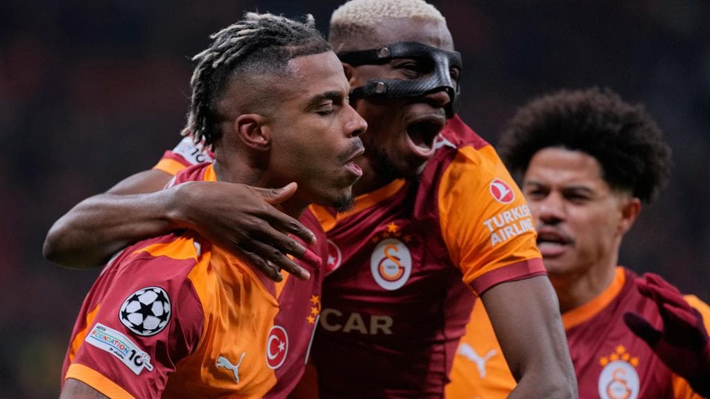Analisis Taktis Kekalahan Liverpool di Istanbul: Kelemahan Sistemik atau Keunggulan Strategis Galatasaray?