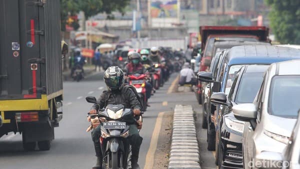 Analisis Fenomena Pelanggaran Lalu Lintas Berat: Studi Kasus Pengendara Motor di Jalan Tol